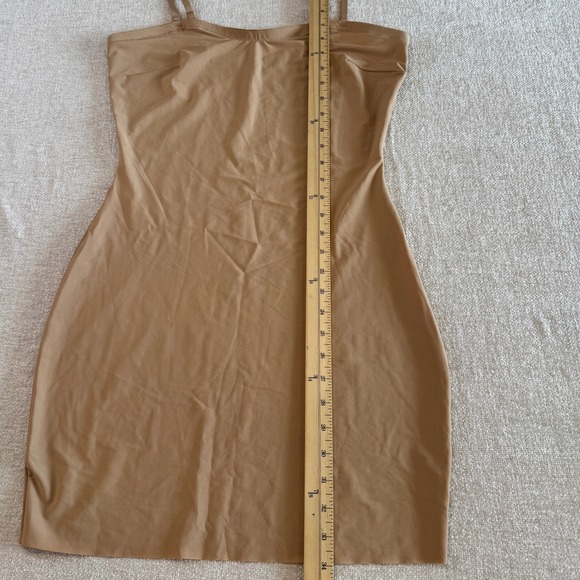 Assets by Spanx Nude Shapewear Slip Dress Adjustable Straps Tan Size 1X Bodycon - Picture 2 of 6